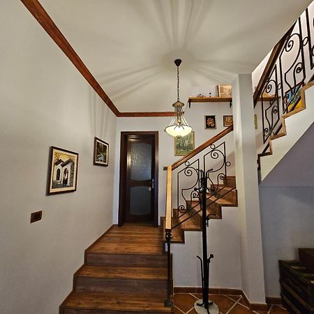 Vila Dani Near Castle And Old Bazar Круя Экстерьер фото
